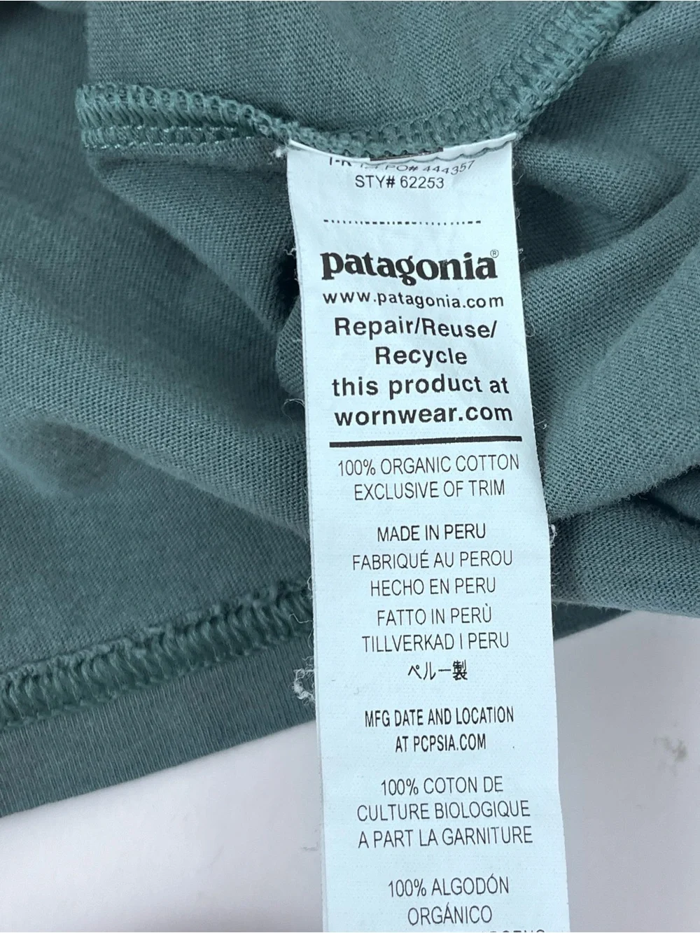Patagonia Boy's 100% Organic Cotton LLama Graphic Print Long Sleeve Tee Size L